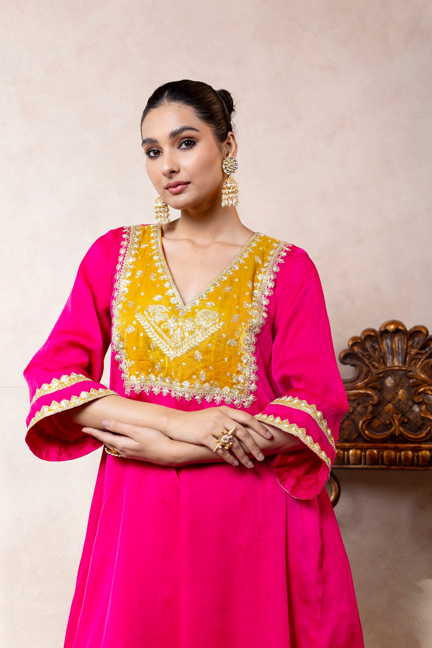 ZAREENA CHOGA SUIT SET