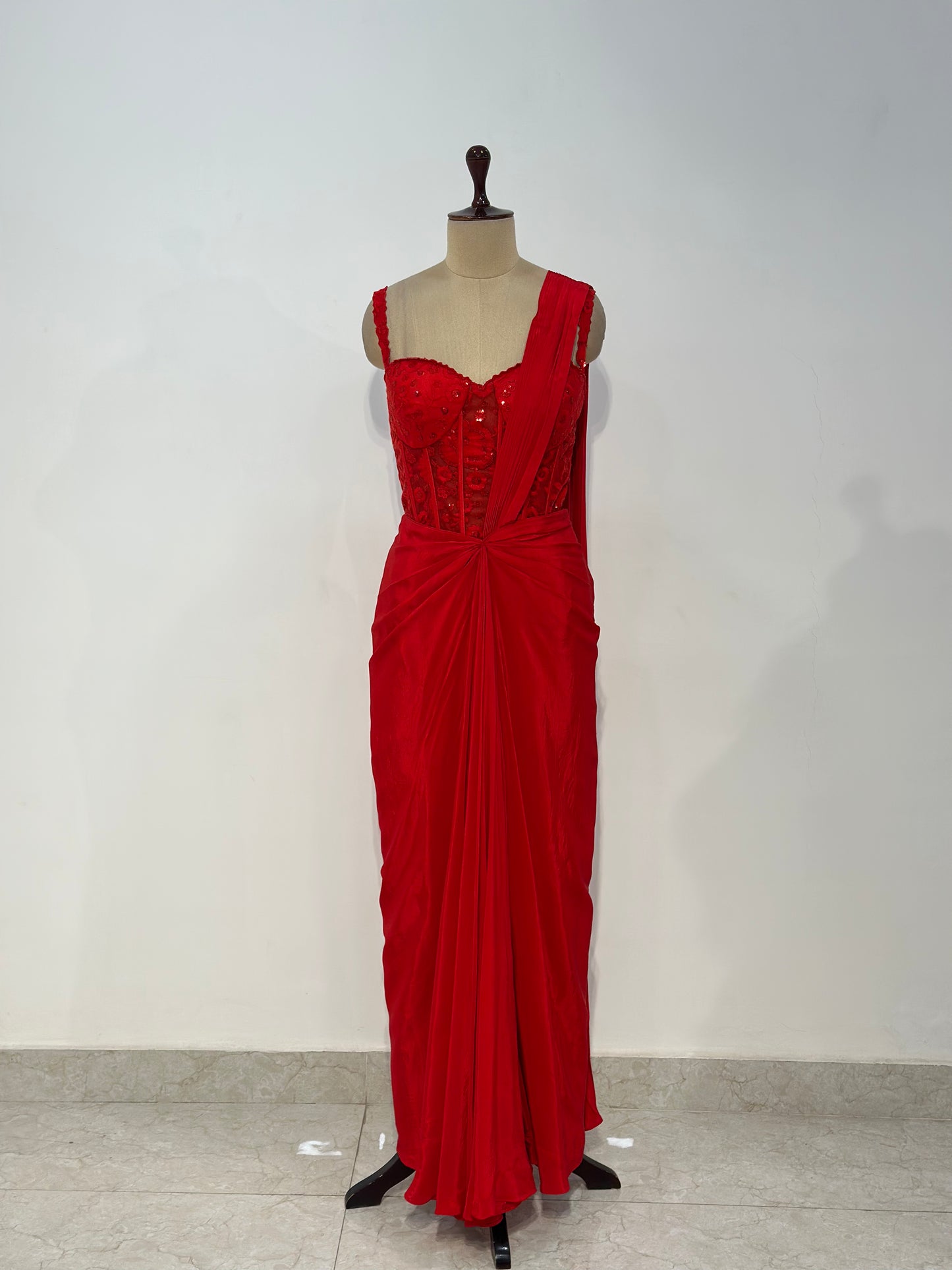 RED NET CORSET SAREE